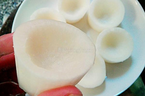 白萝卜盅的做法图解4