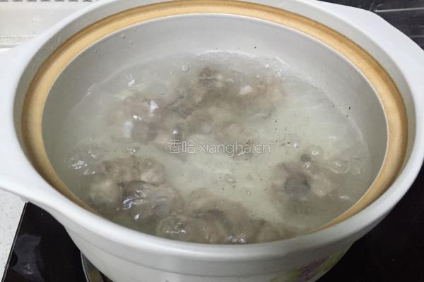 冬瓜排骨汤的做法图解5