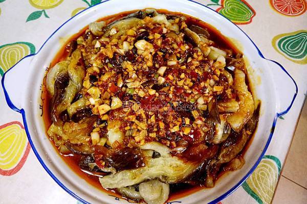 蒜蓉蒸茄条的做法图解13