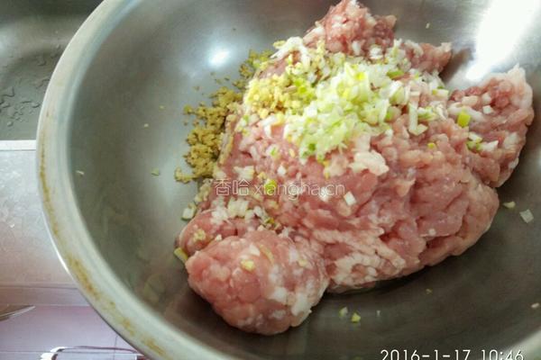肉包子的做法图解4
