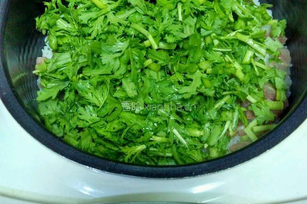 茼蒿香肠菜饭的做法图解5