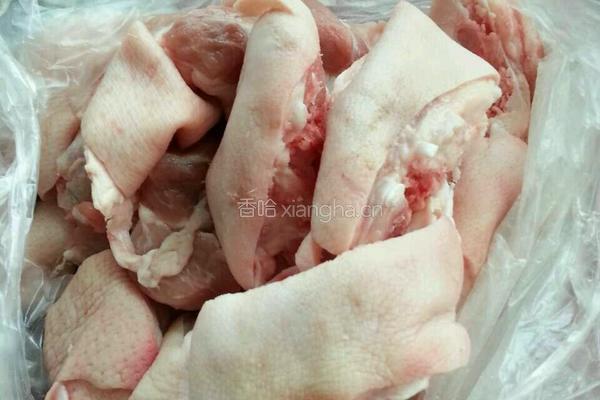 花生猪蹄的做法图解1