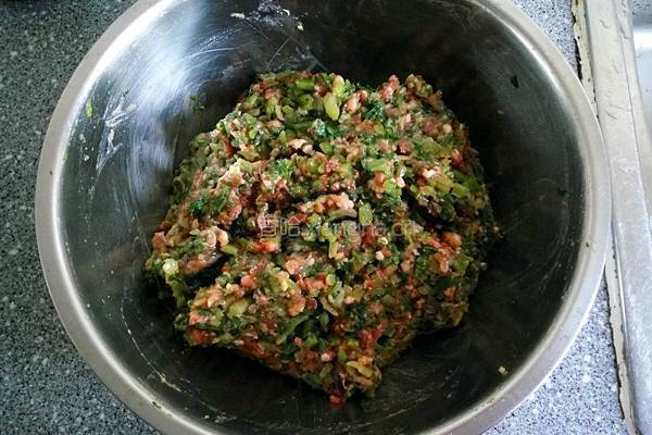 芹菜馅饺子的做法图解8