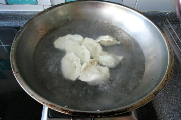 芹菜馅饺子的做法图解15