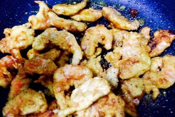 炸虾。的做法图解6