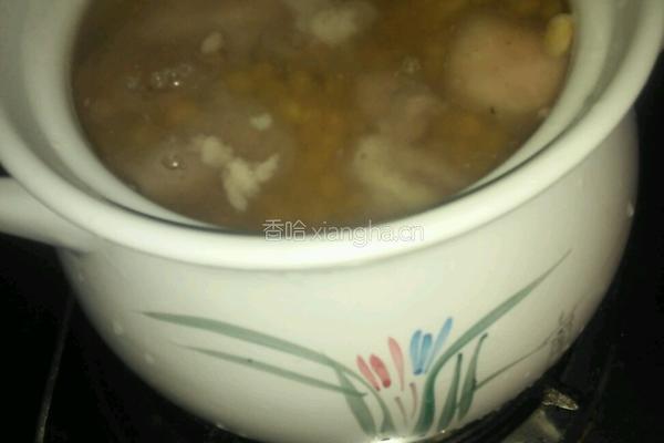 猪蹄黄豆汤的做法图解5