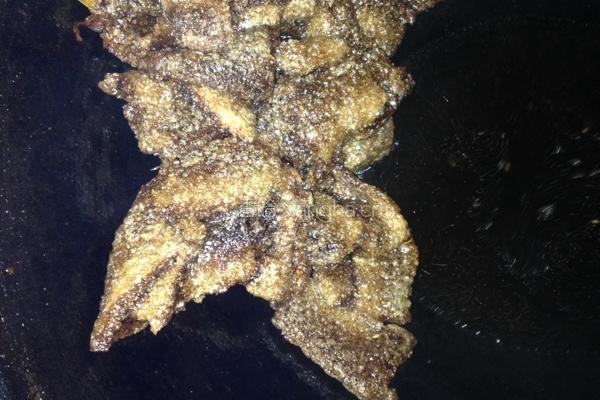 青辣椒炒蕨粑的做法图解3