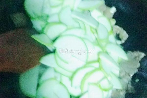 西葫芦炒牛肉的做法图解5