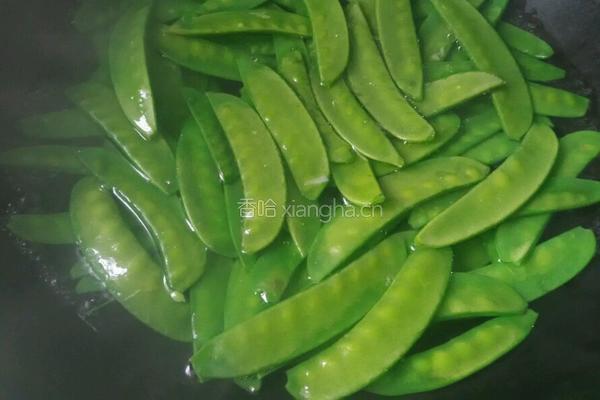 荷兰豆炒肉片的做法图解3