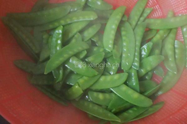 荷兰豆炒肉片的做法图解4