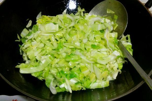 包菜粉丝回锅肉的做法图解5