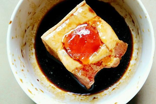 咸蛋五花肉的做法图解5