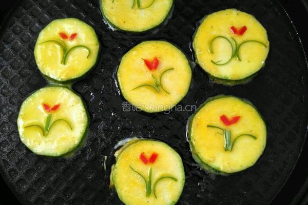 香煎西葫芦饼的做法图解13