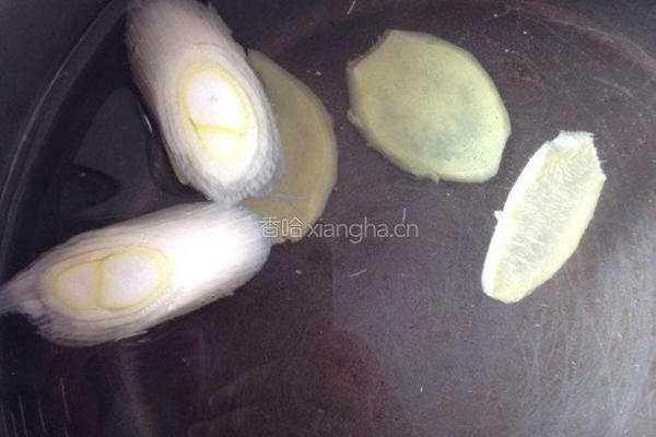 黄芪春笋乌鸡汤的做法图解4