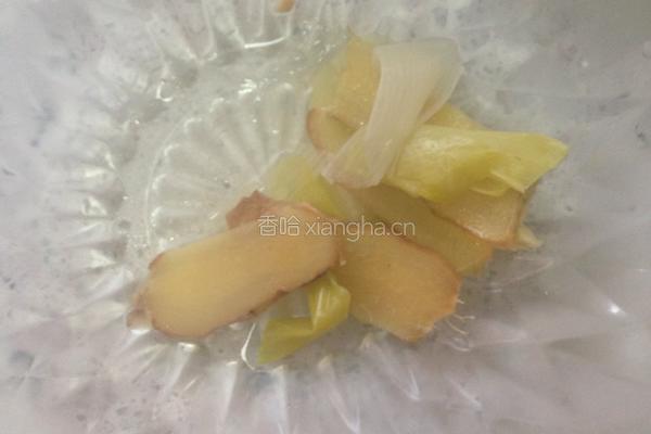 香菇胡萝卜排骨汤的做法图解10