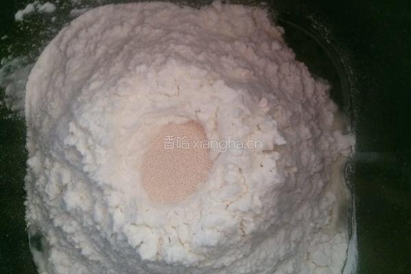 葡萄干面包的做法图解1