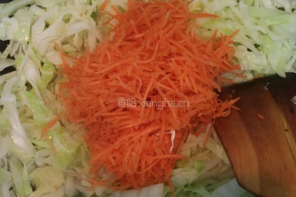 包菜胡萝卜炒瘦肉的做法图解6