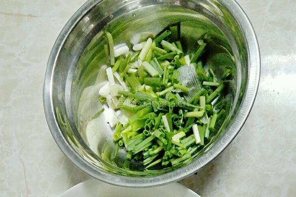 煎白豆腐的做法图解2