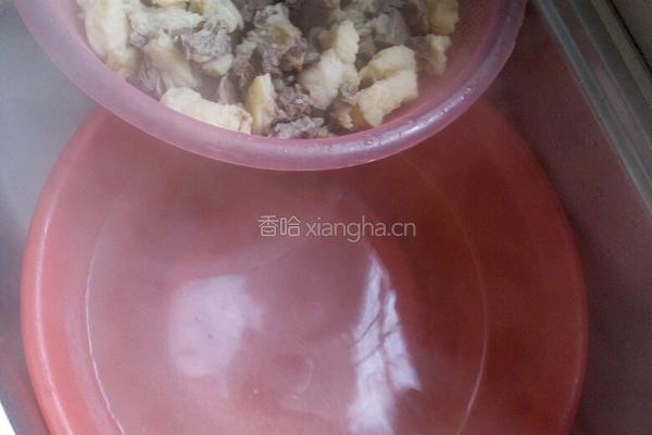 砂锅牛肉煲的做法图解2