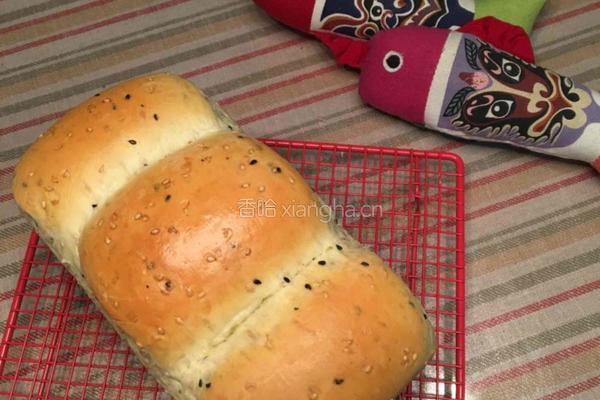 面包机版黑芝麻牛奶吐司的做法图解13
