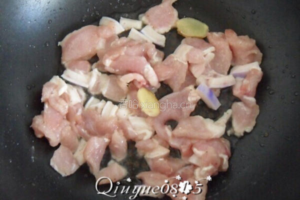 肉炒蒜苔木耳的做法图解5