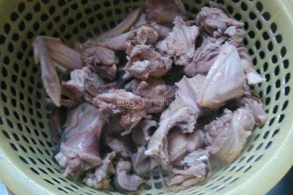 野鸡香菇烧冬笋的做法图解5