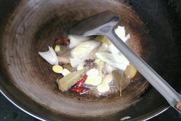 野鸡香菇烧冬笋的做法图解6