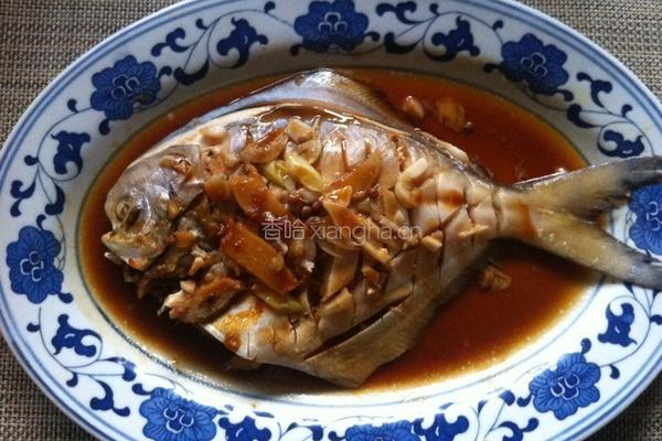 清蒸鲳鱼的做法图解3