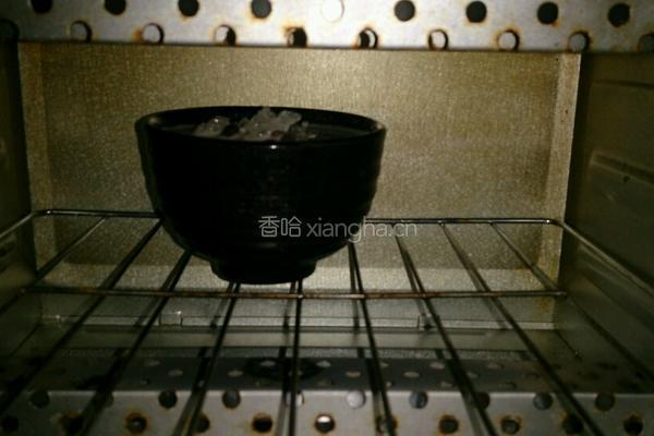 红豆花鸭蛋布丁的做法图解3