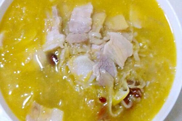 酸菜白肉粉丝汤的做法图解5