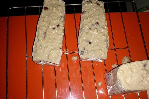 红豆小米鸭蛋糕的做法图解6