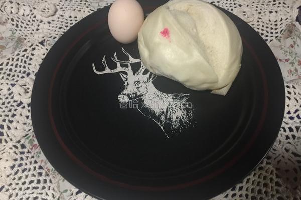 鸡蛋煎馒头片的做法图解1