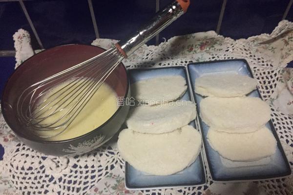 鸡蛋煎馒头片的做法图解2