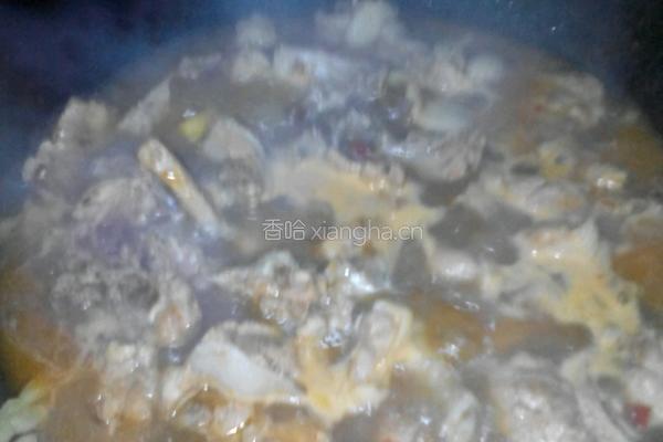 姜丝黄焖鸭的做法图解3