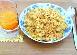 胡萝卜鸡蛋火腿炒饭