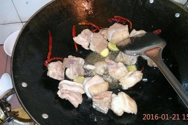 红烧萝卜羊肉的做法图解2