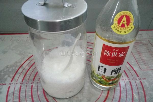 蓑衣红萝卜的做法图解1