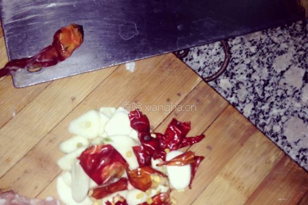 肉炒菜花的做法图解3