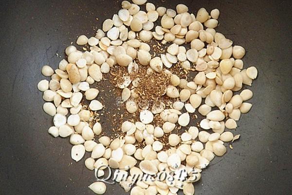干煸豆角的做法图解5
