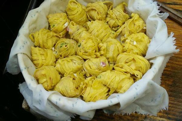 金玉满堂（蛋皮卷）的做法图解7