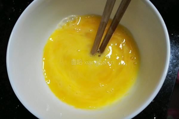 蜂蜜降火鸡蛋花的做法图解2