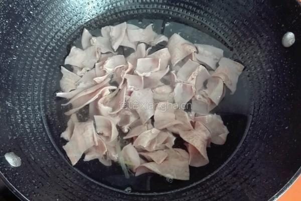 牛肠炖豆腐的做法图解3