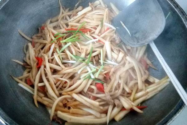 茭白肉丝的做法图解6