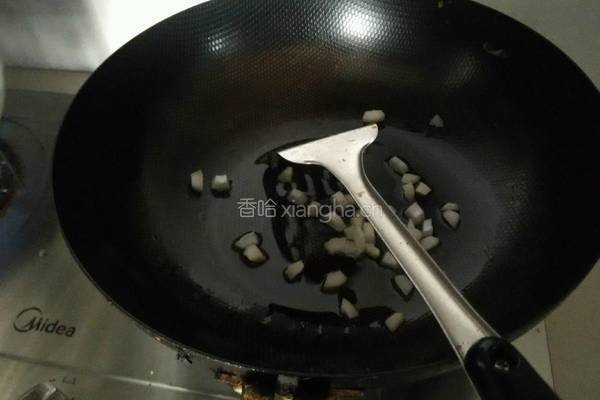 蘑菇蛋花汤的做法图解4