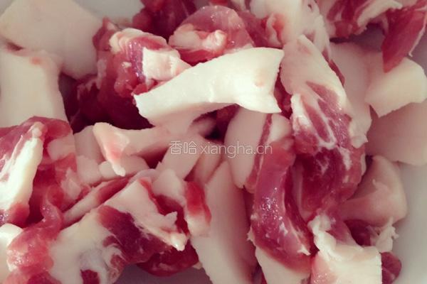 杏鲍菇炒肉的做法图解2
