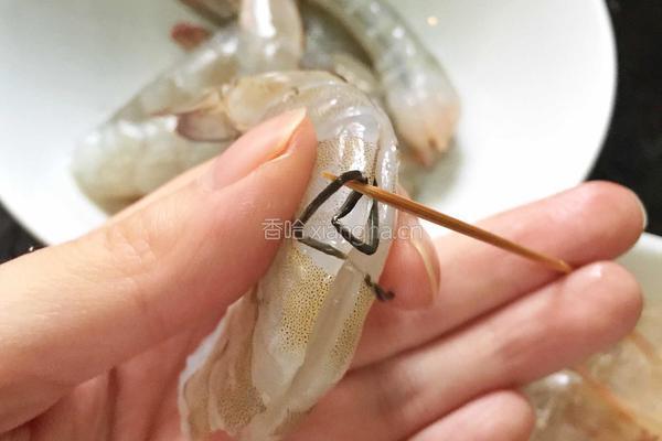 泰式柠香蒜蓉胡椒虾的做法图解3