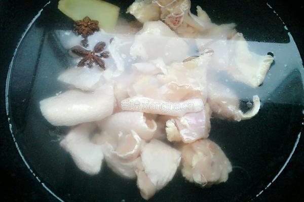 辣子鸡腿的做法图解3