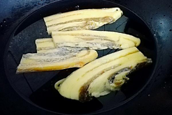 蒸腊肉的做法图解1