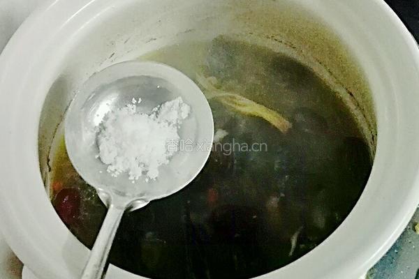 鹿茸乌鸡汤的做法图解6