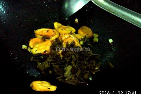 鸡丝茶树菇的做法图解9